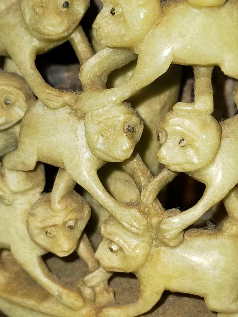 中国　緑石　石　彫刻　とても古い　骨董　古玩