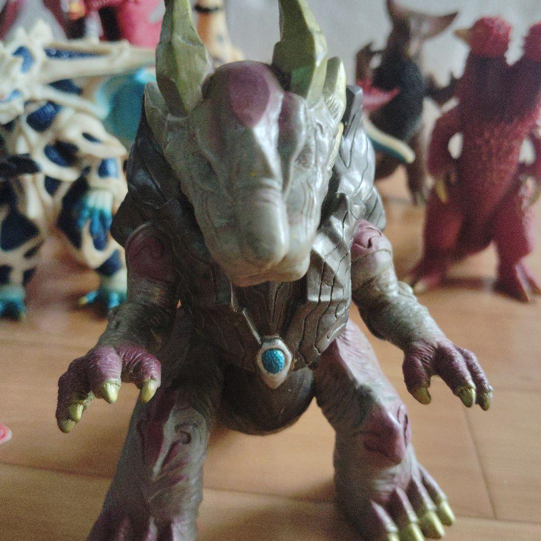 24体セット販売 ウルトラ怪獣 まとめ売り 当時物ソフビ 円谷プロ BANDAI