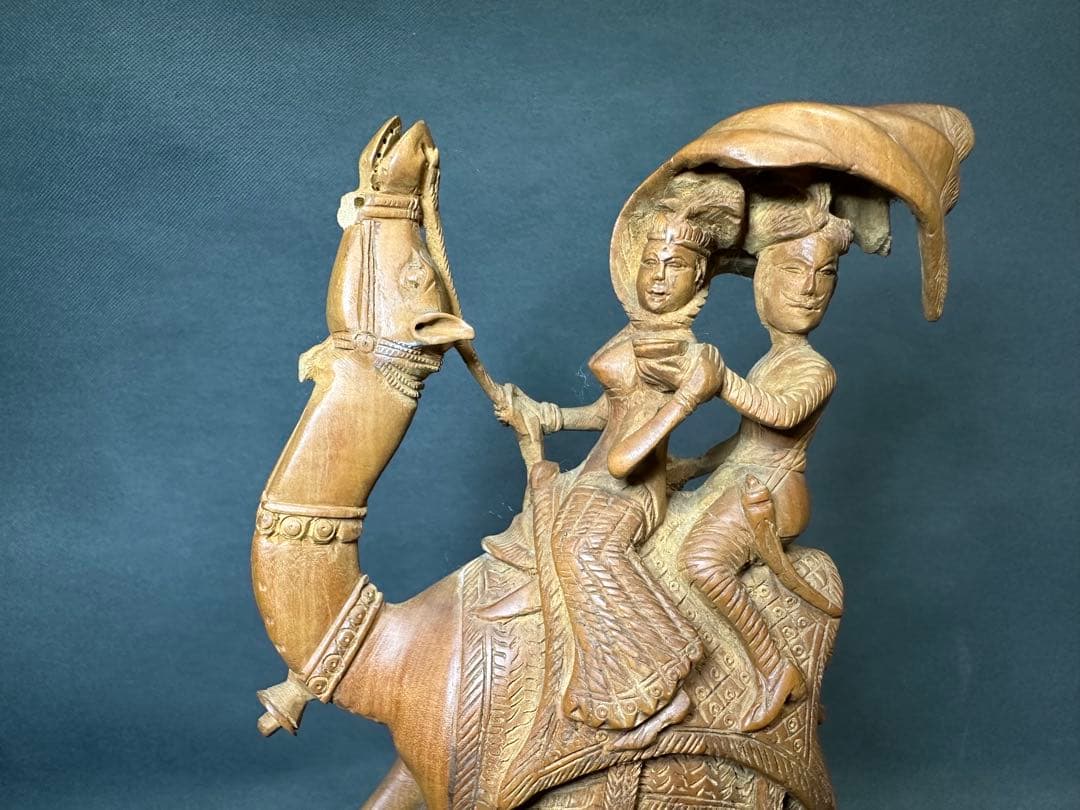 2点　インド　白檀　木彫り　仏教美術　仏像 骨董 木像　木製　仏教