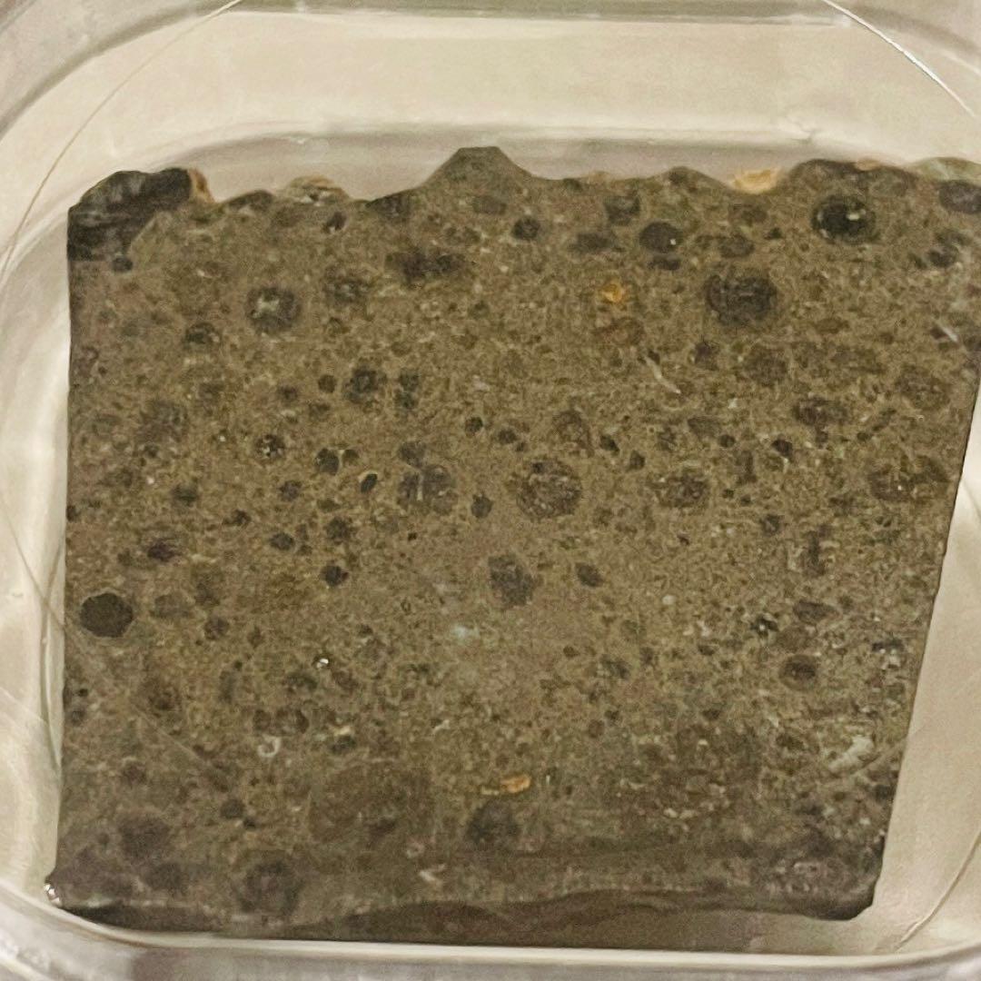 NWA6604 炭素質コンドライト隕石-z