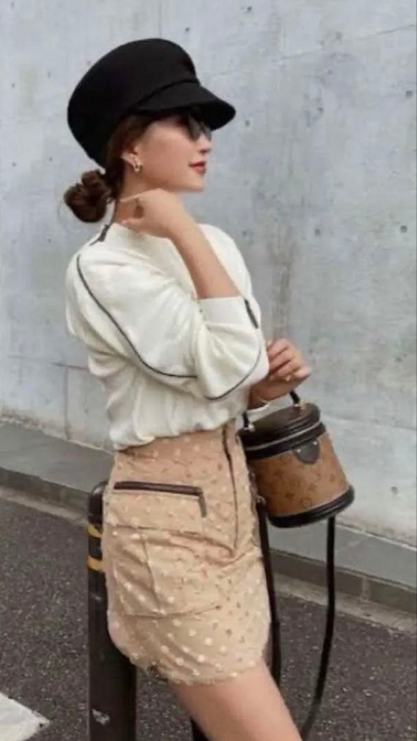 完売品シェリエshellerドットカーゴキュロットスコート★Sサイズ　ベージュ