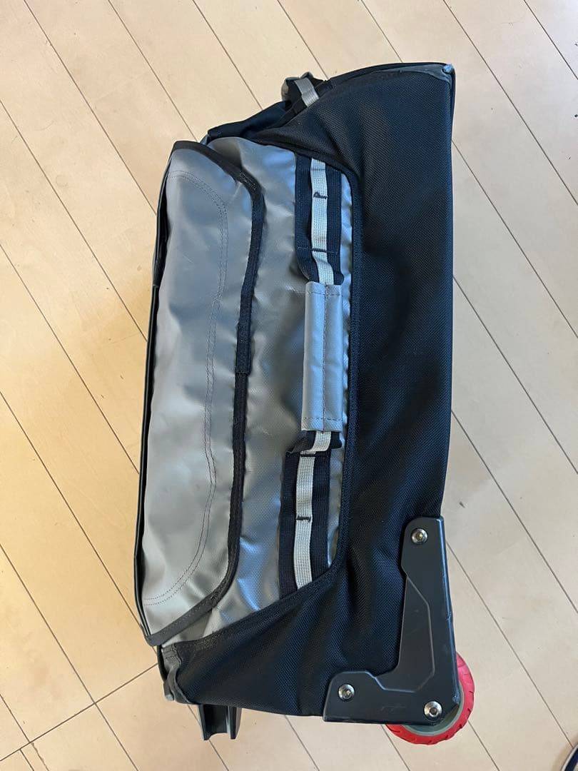 ノースフェイス キャリーバッグ THE NORTH FACE ローリングサンダー