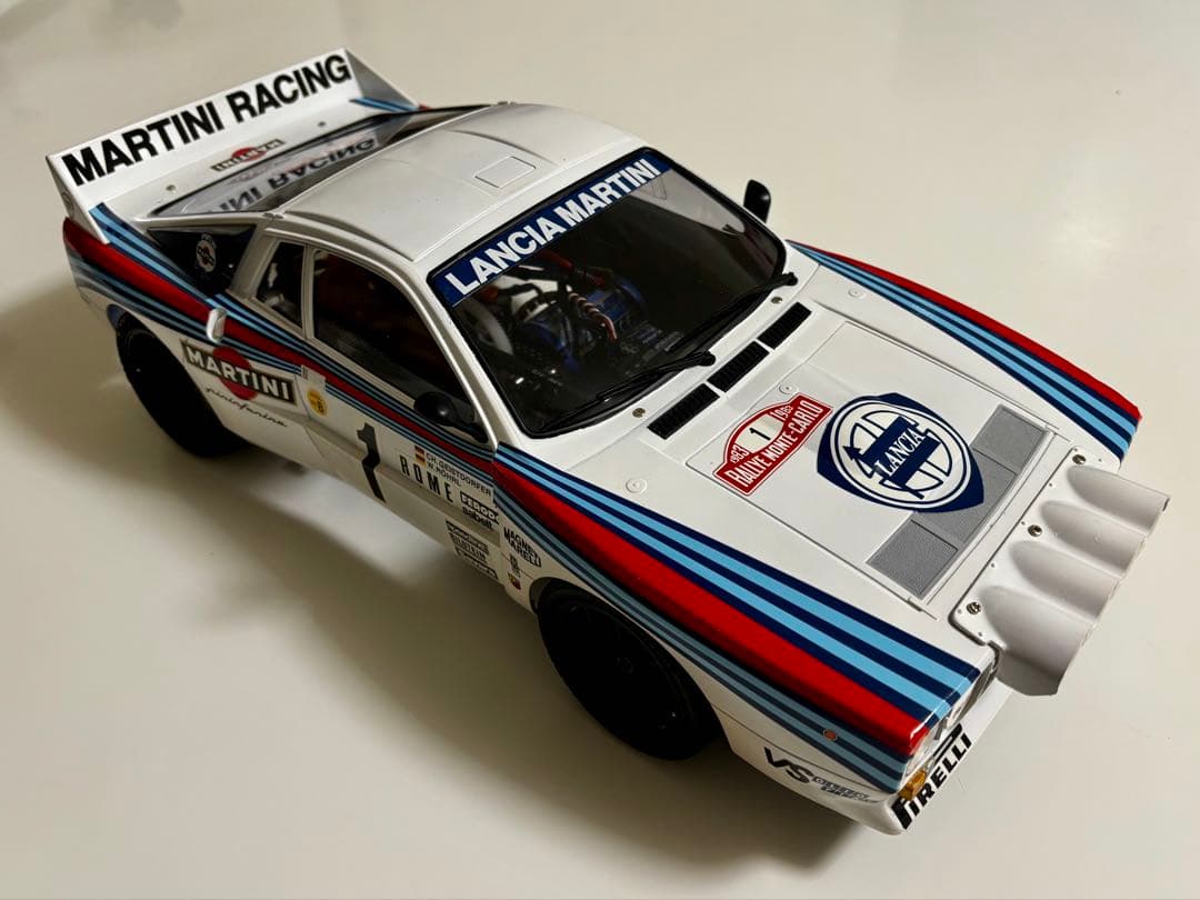 ヨコモ　BD7 ミニコンバージョン　ランチアマルティーニボディ