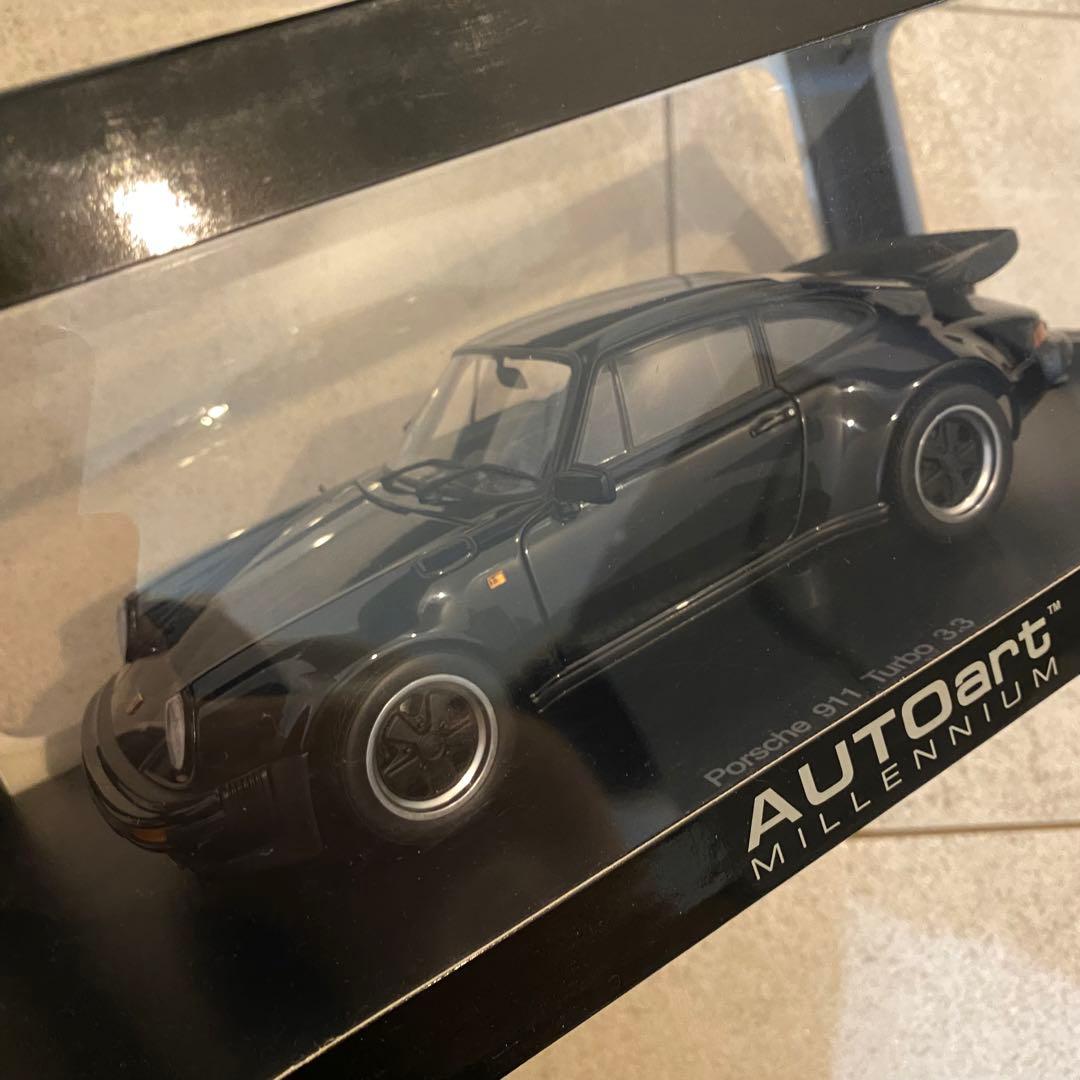 autoart 1/18 ポルシェ911 930