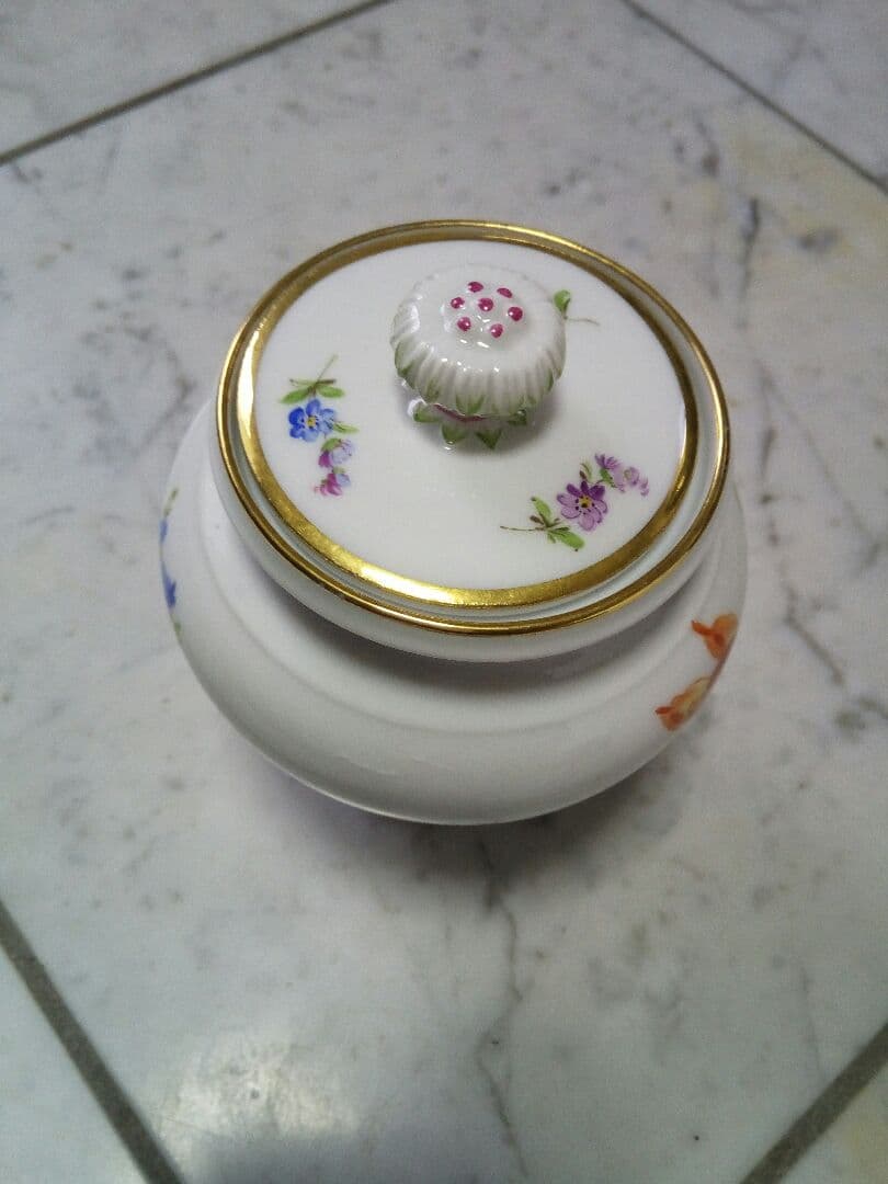 マイセン  花文蓋物