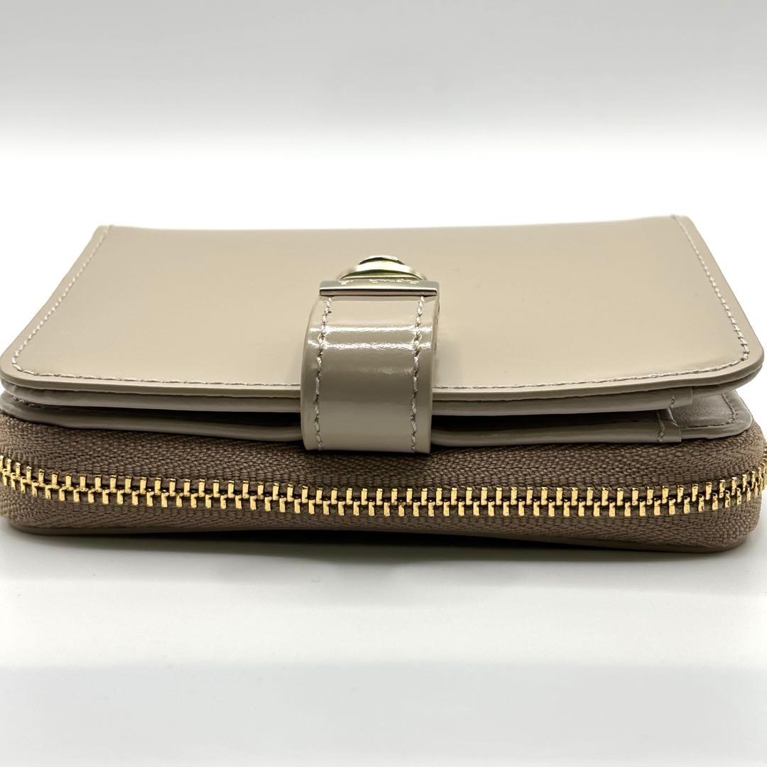 未使用品✨ 箱付 アニエスベー ガラスレザー メタルロックベルト 二つ折り財布