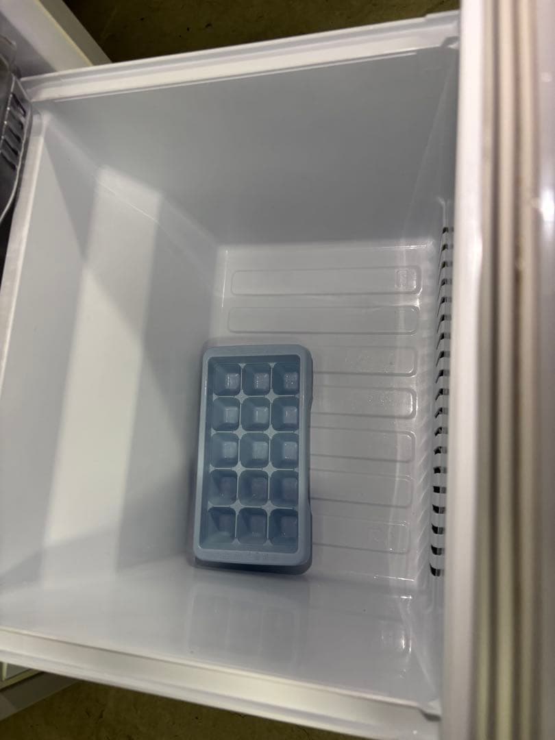 【送料込】三菱　MR-P15D-S　冷蔵庫　146L　2019年製