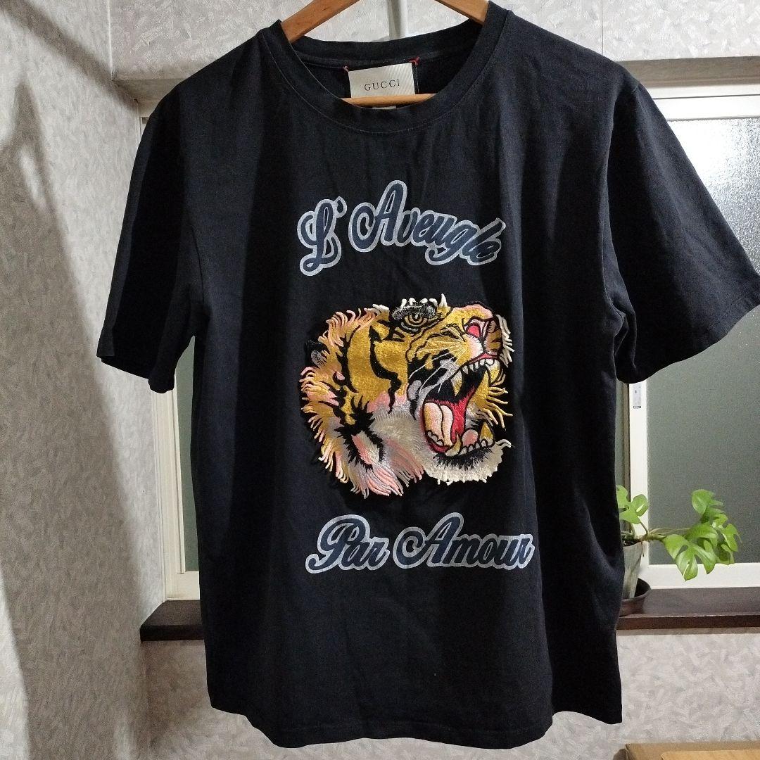 GUCCI ブラック Tシャツ 虎の刺繍