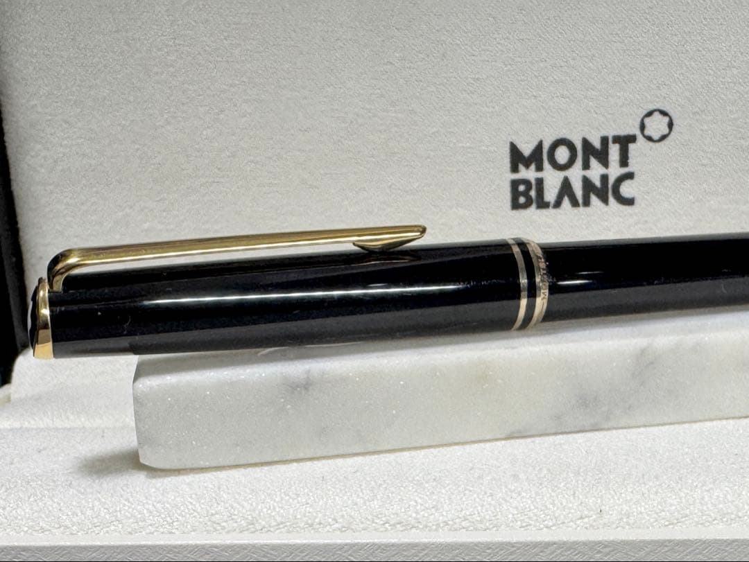 【極美品】モンブラン絶版モデル「CLASSIC」ボールペン　ブラック