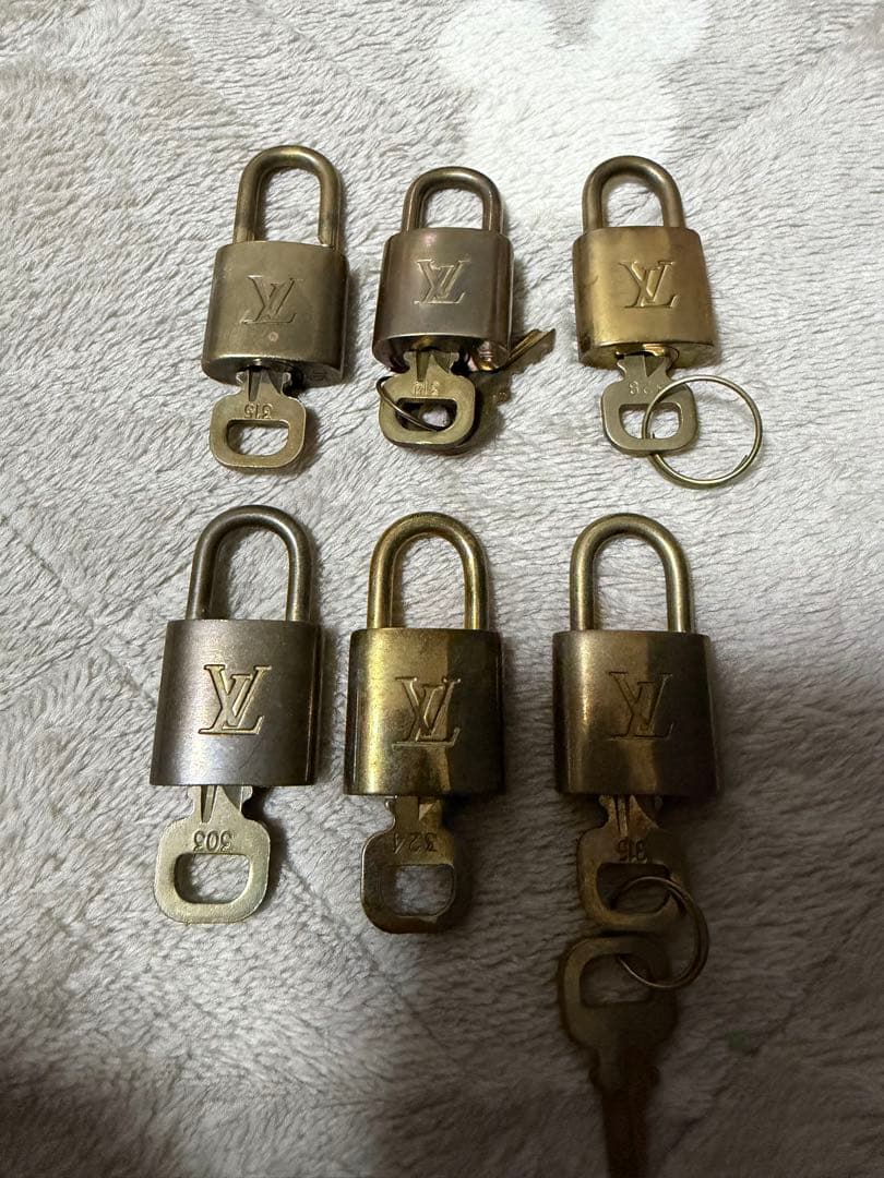 【鍵付き！即日発送！】ルイヴィトン カデナ 南京錠 パドロック 6点まとめ