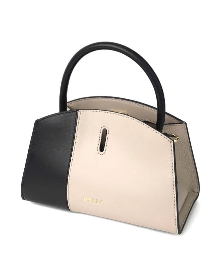 【新品(未開封)・希少品】FURLA　フルラ　ハンドバッグ　GENESI　レザー
