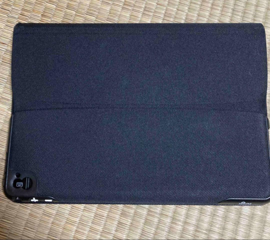 iPad Pro 128GB SIMフリー純正カバー2種類