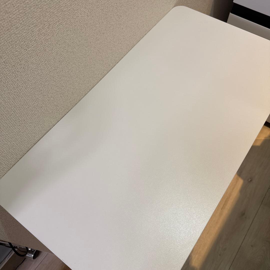 IKEA ボッルシダン