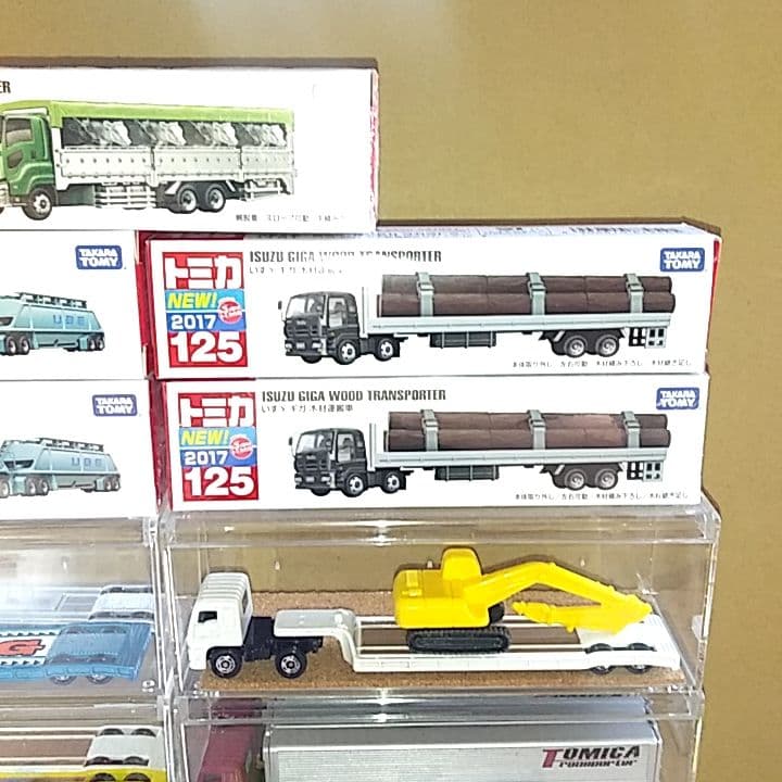 トミカ　いすゞ ギガ　オリジナルギガントス36台セット