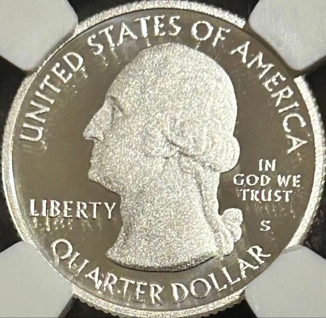 【最高鑑定】2010年銘　アメリカ　25セント銀貨　NGC鑑定　PF70 ②