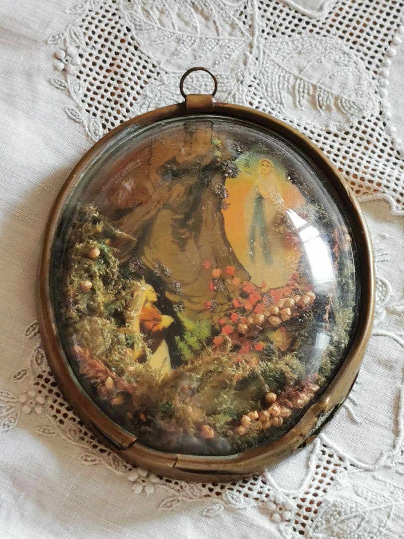 アンティーク ルルドのマリア 真鍮ガラスドームフレーム イコン ドライフラワー飾