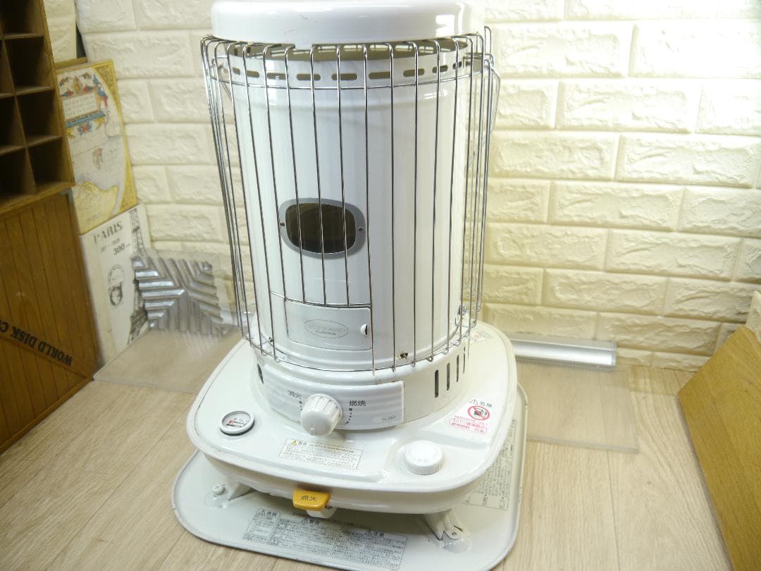 送料込❤動作品◆２０１３年◆　コロナ　灯油ストーブ 　 ホワイト