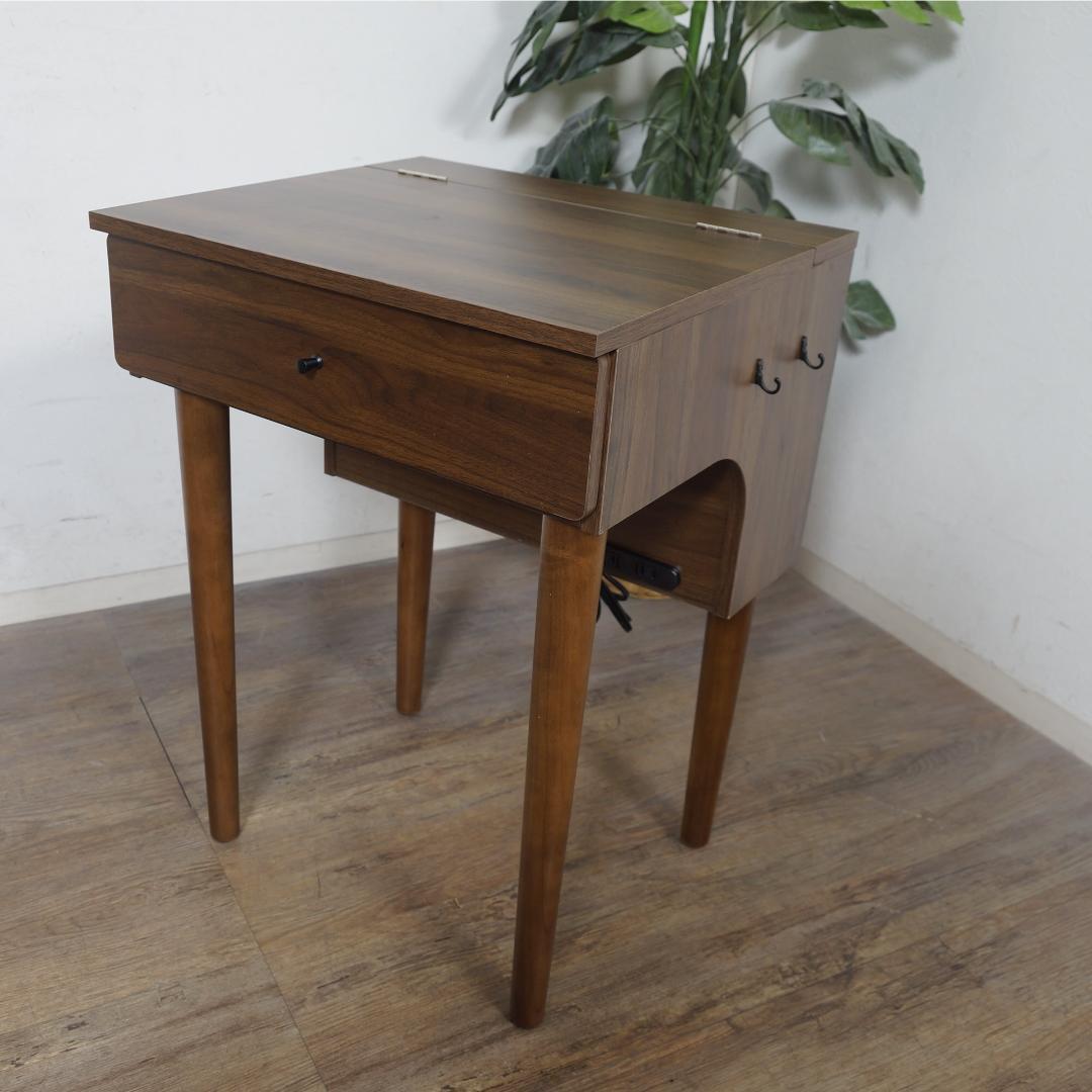 【新品・未使用】　北欧調　　ドレッサー＆チェアー　デスク　2WAY