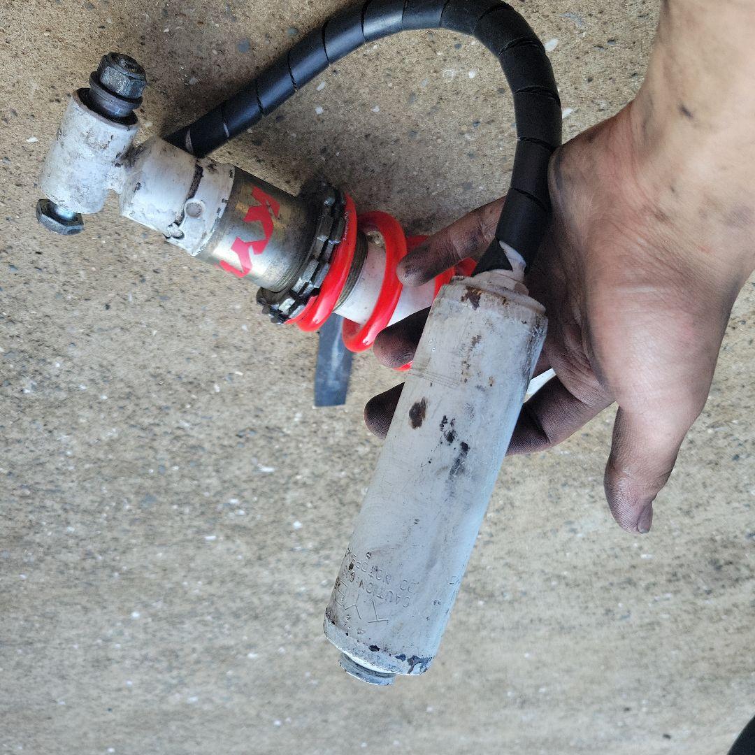 TZR50R KYB タンク別体式ガスショック リアサス