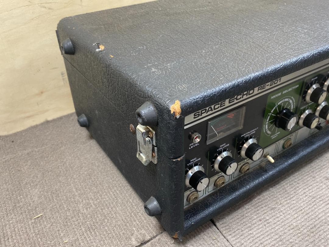 ギター 20 Roland space echo RE-201