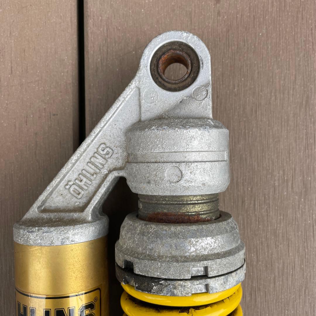 ヤマハ XJR400？ オーリンズ リアサスペンション