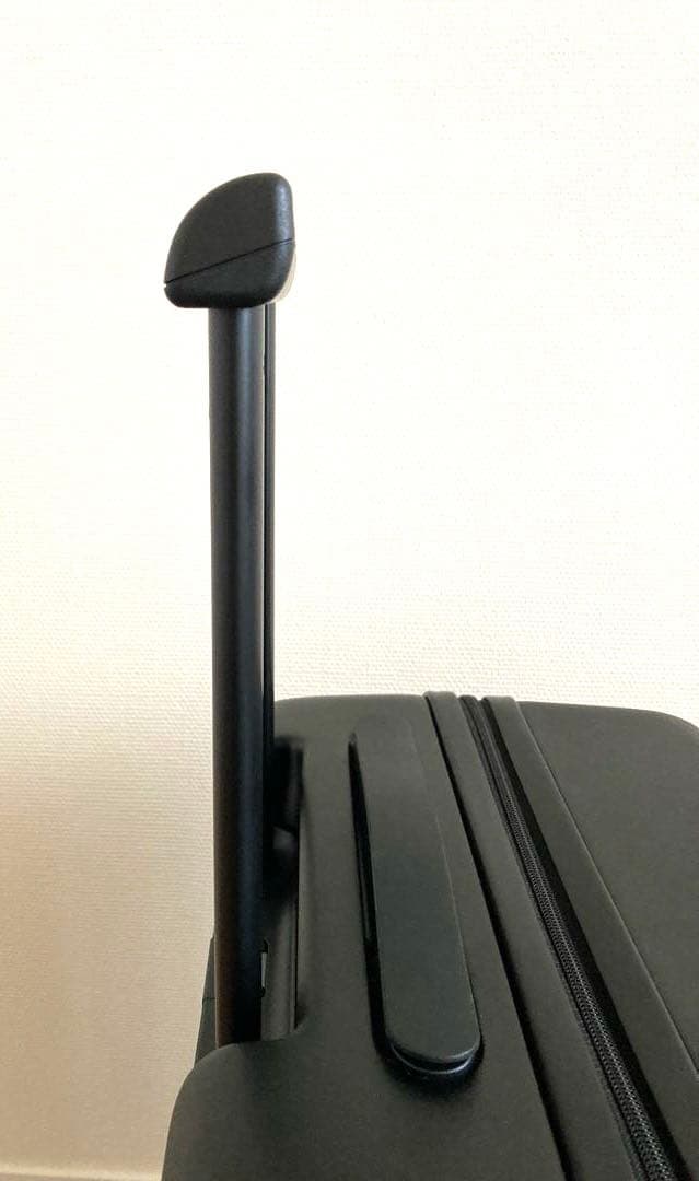 無印良品　バーを自由に調節できるハードキャリーケース　36L ブラック