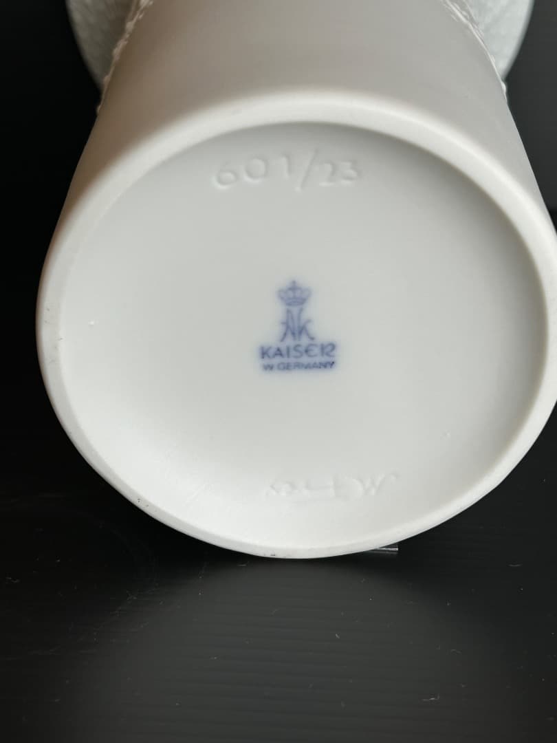 KAISER PORZELLAN カイザーポーセレン 白磁のフラワーベース