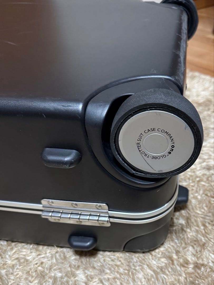 グローブトロッターキャリーケース機内持込みサイズ