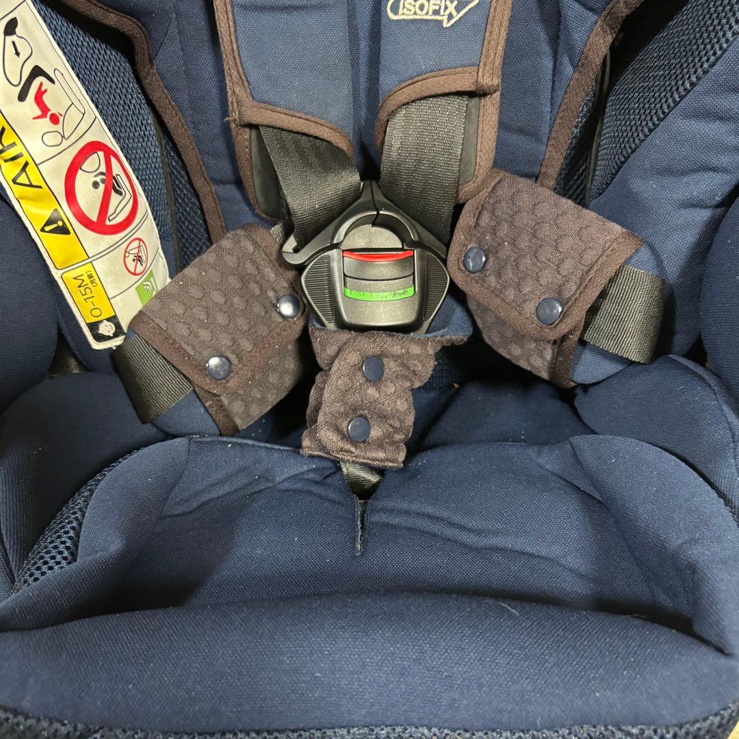 美品 アップリカ フラディアグロウ ISOFIX360° セーフティー ネイビー