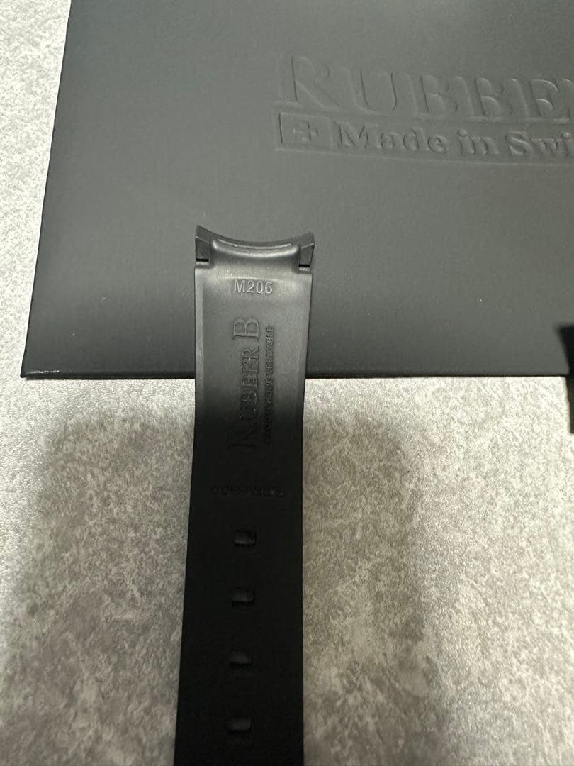 ROLEX 現行サブマリーナー　41mm RUBBER B ラバーベルト