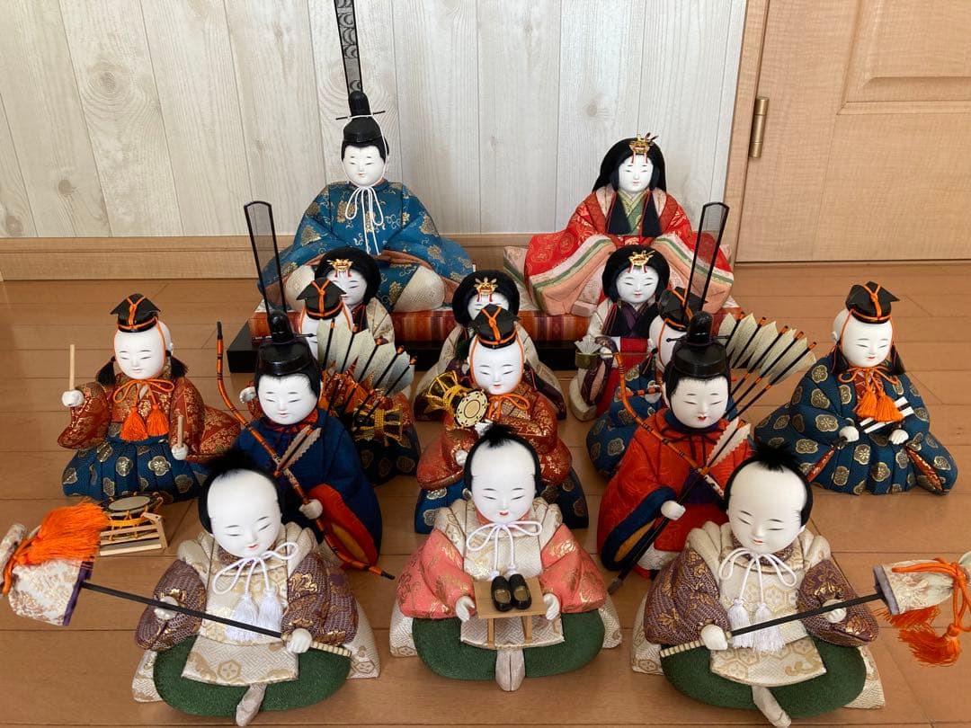 ゆーちんです　雛人形
