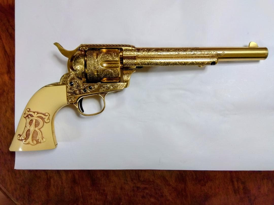 コルトSAAセオドア・ルーズベルト　金属製モデルガン（超美品）