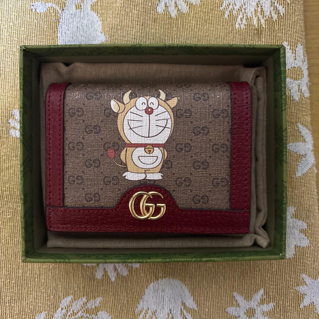 GUCCI ドラえもん二つ折り財布