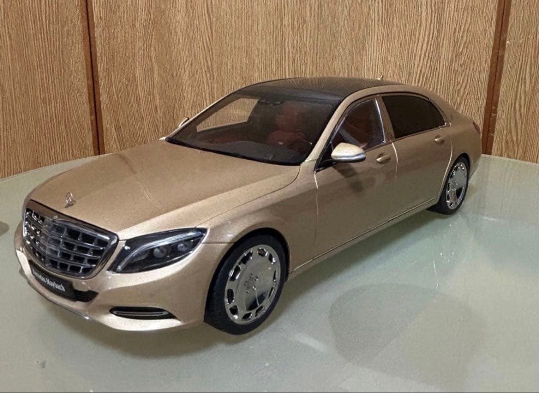 オートアート メルセデスベンツ　マイバッハ　絶版品　ミニカー