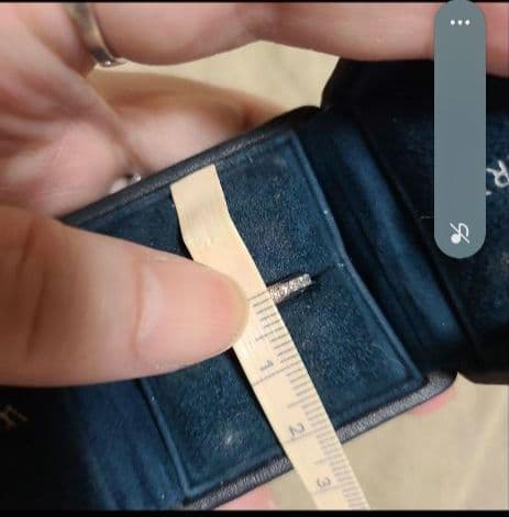 最終価格HARRY WINSTON フルエタニティー ダイヤモンドリング