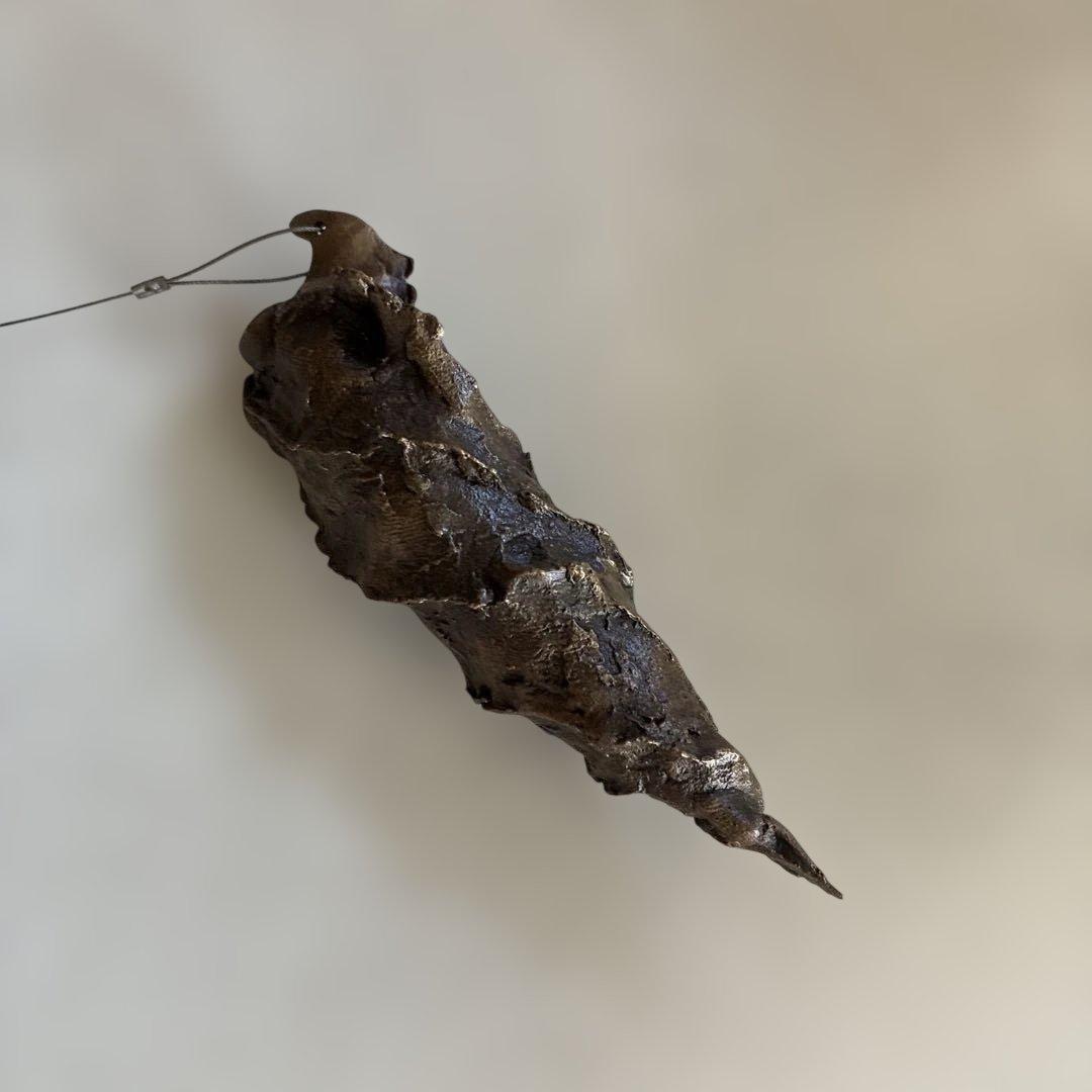 高岡銅器　ミノムシ　一輪挿し　いぶし金