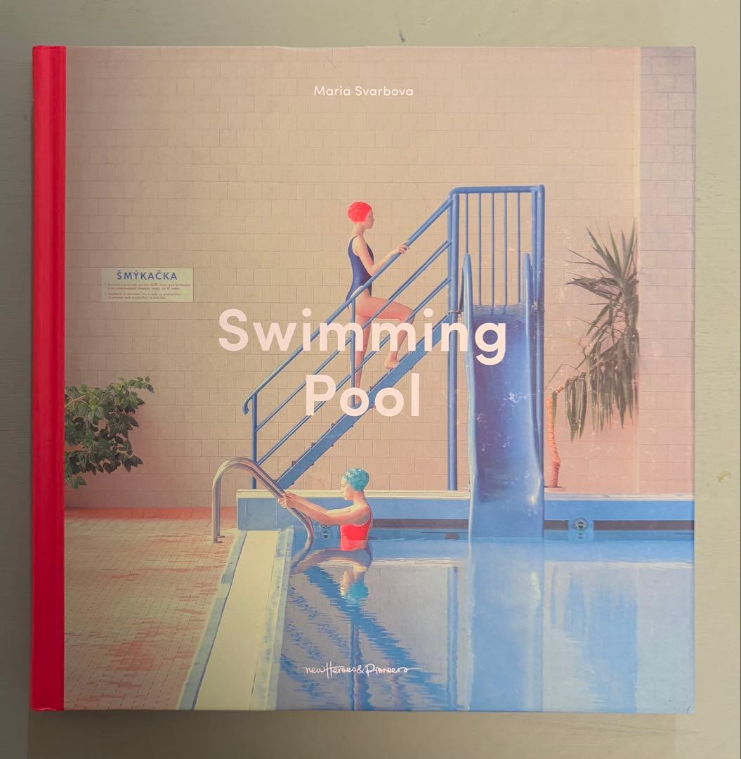 芸術写真 Swimming Pool Mario Svarbova
