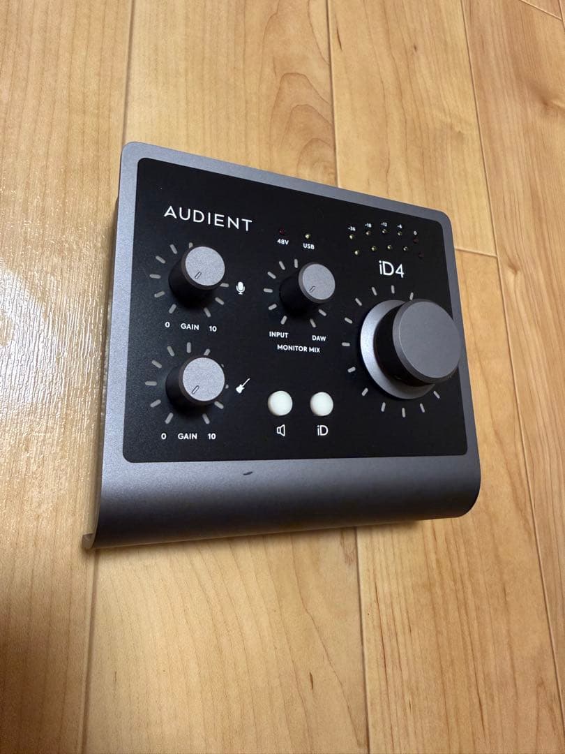 【ほぼ新品】AUDIENT iD4mkII オーディオインターフェイス
