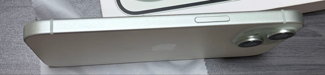 《美品》iPhone15 グリーン 128GB SIMフリー バッテリー90%