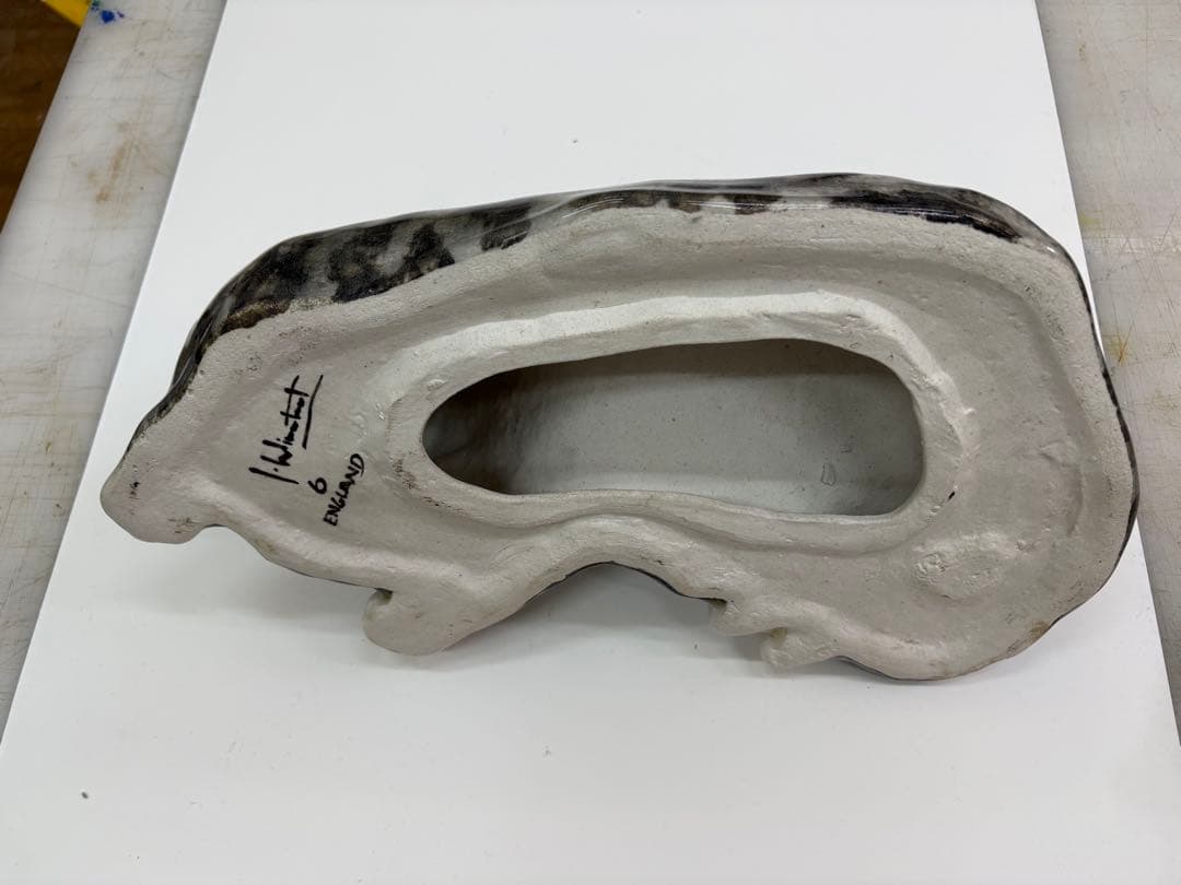 ケンジントン猫の置物Jenny Winstanley サイン入り38x16cm