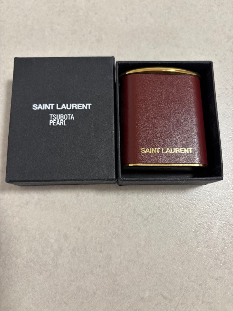 サンローラン 携帯 灰皿 ツボタパール