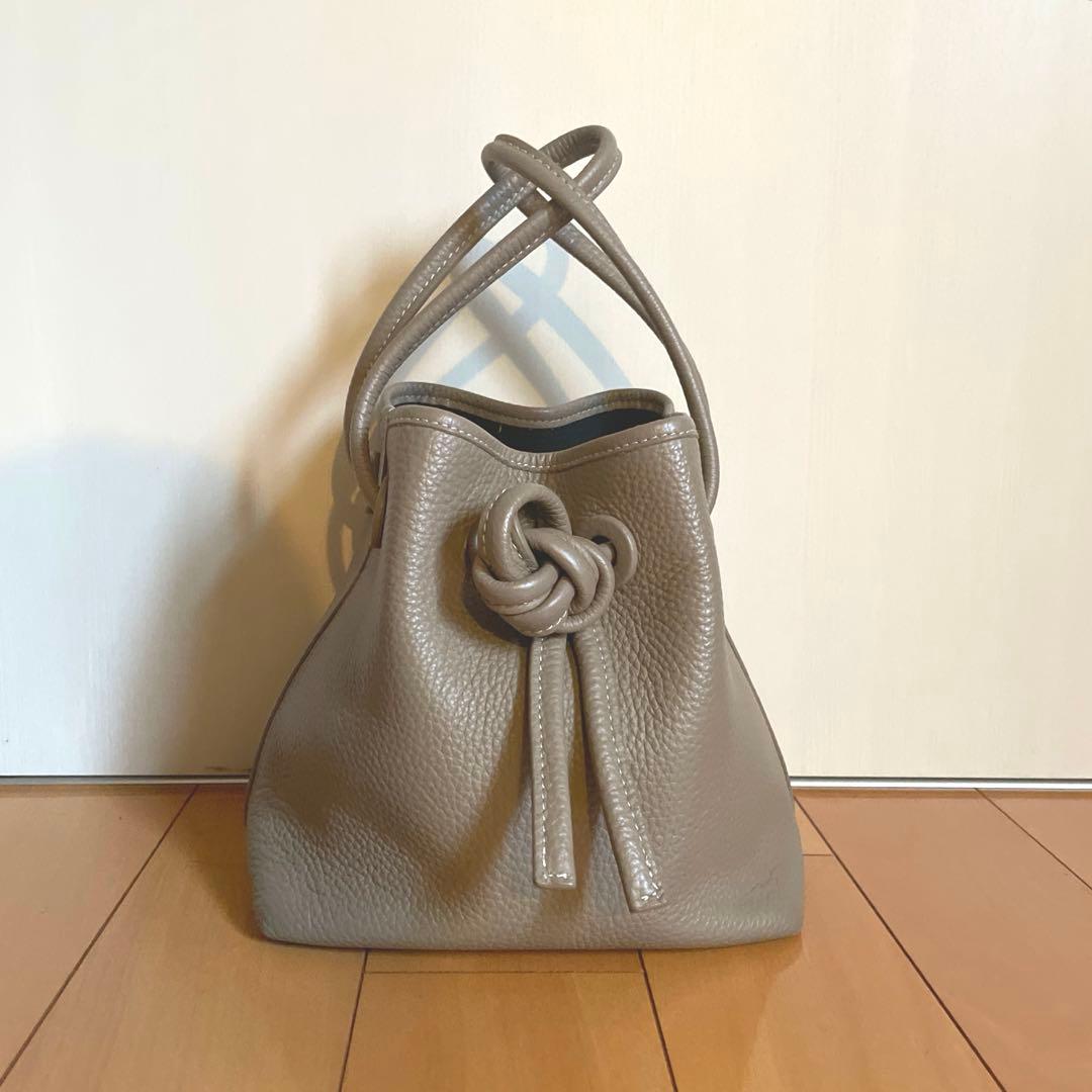 VASIC ボンド ミニ ハンドバッグ グレージュ