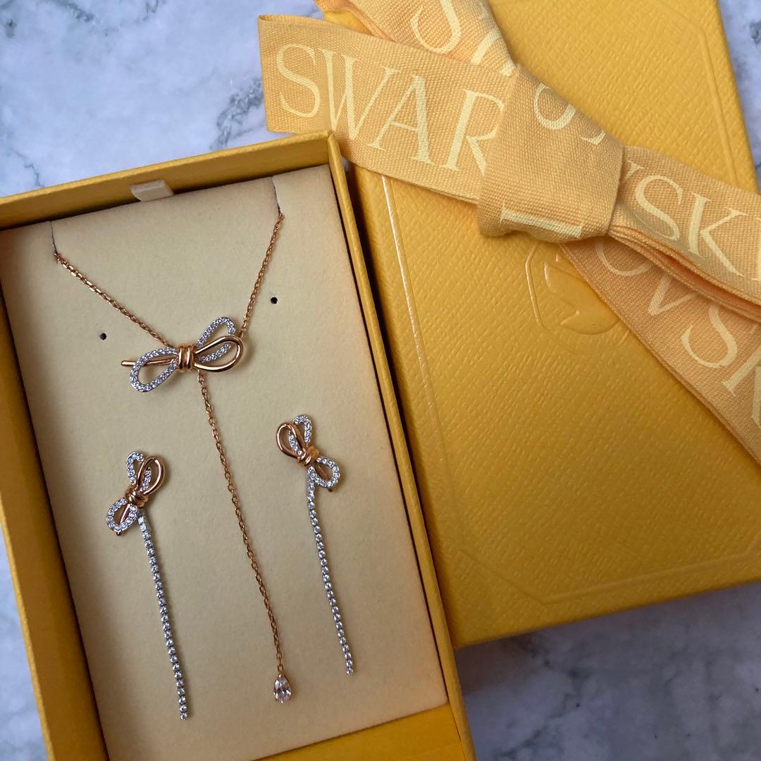 ★swarovski★スワロフスキーLIFELONG BOW ピアス＆ネックレス