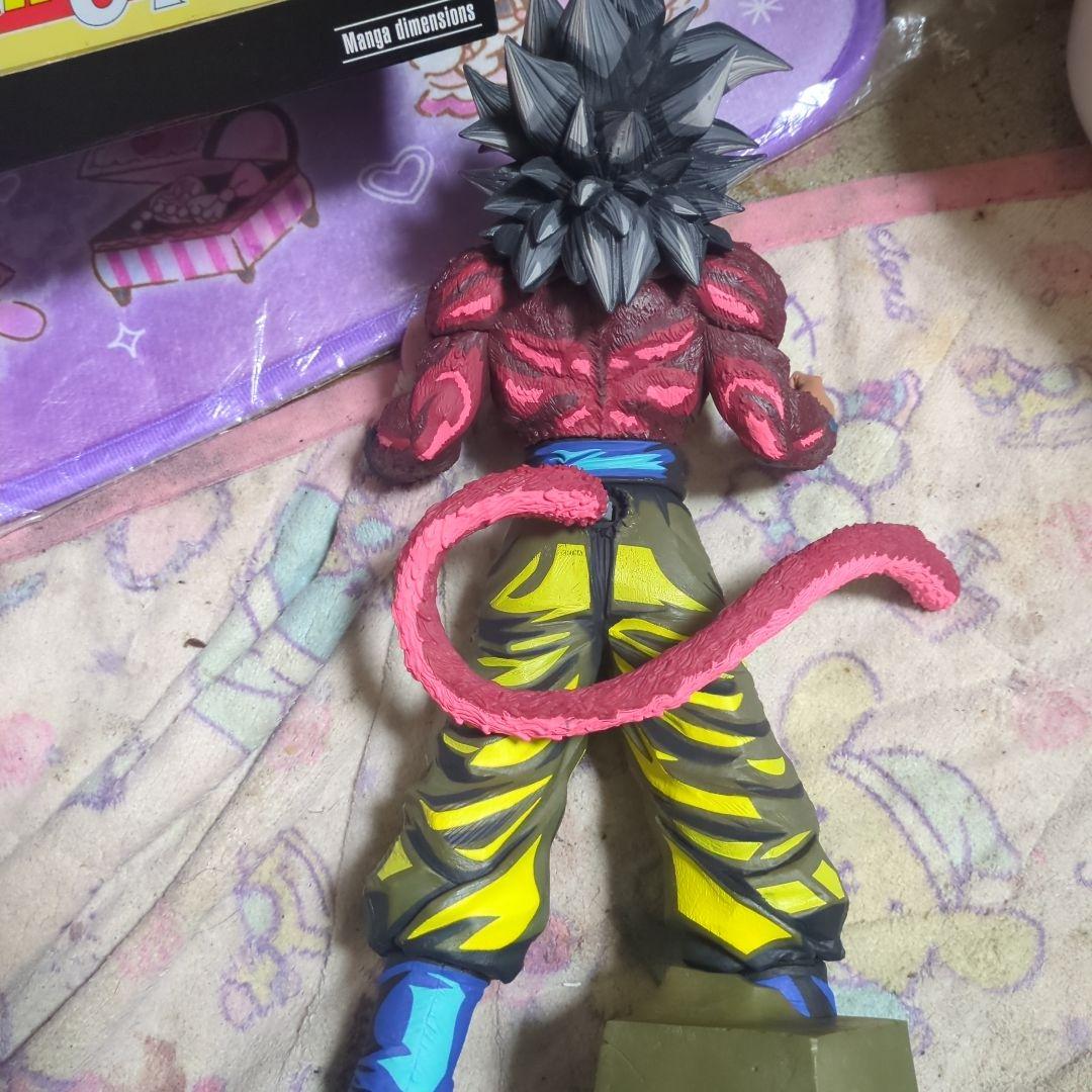ドラゴンボール　超サイヤ人4　孫悟空フィギュア SMSP マンガディメンションズ