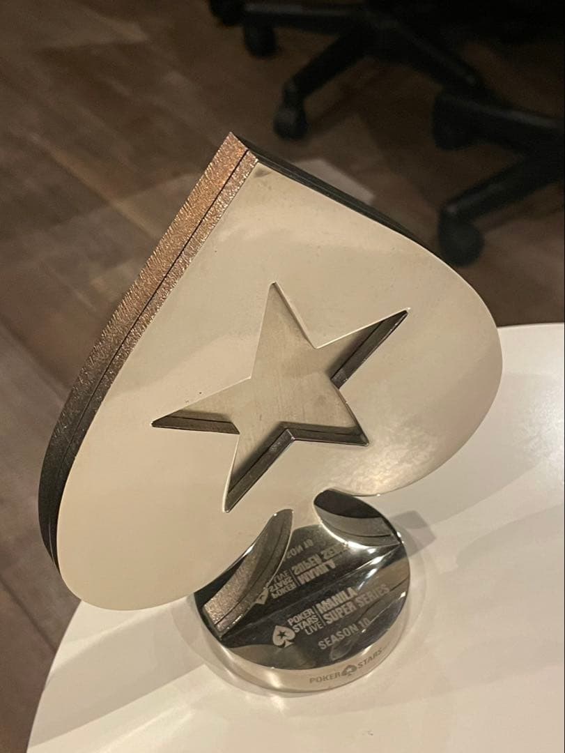 MANILA SUPER SERIES SEASON10 優勝トロフィー