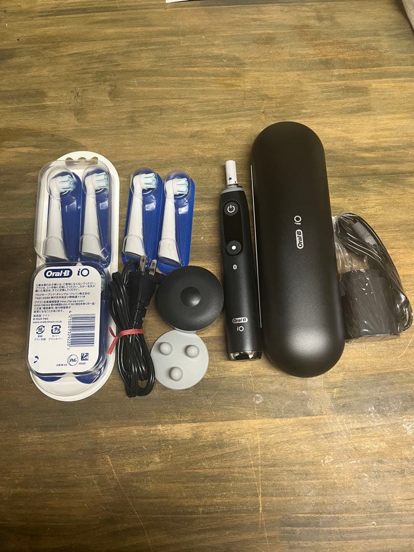 Oral-B iO 電動歯ブラシ本体 替えブラシ6本付