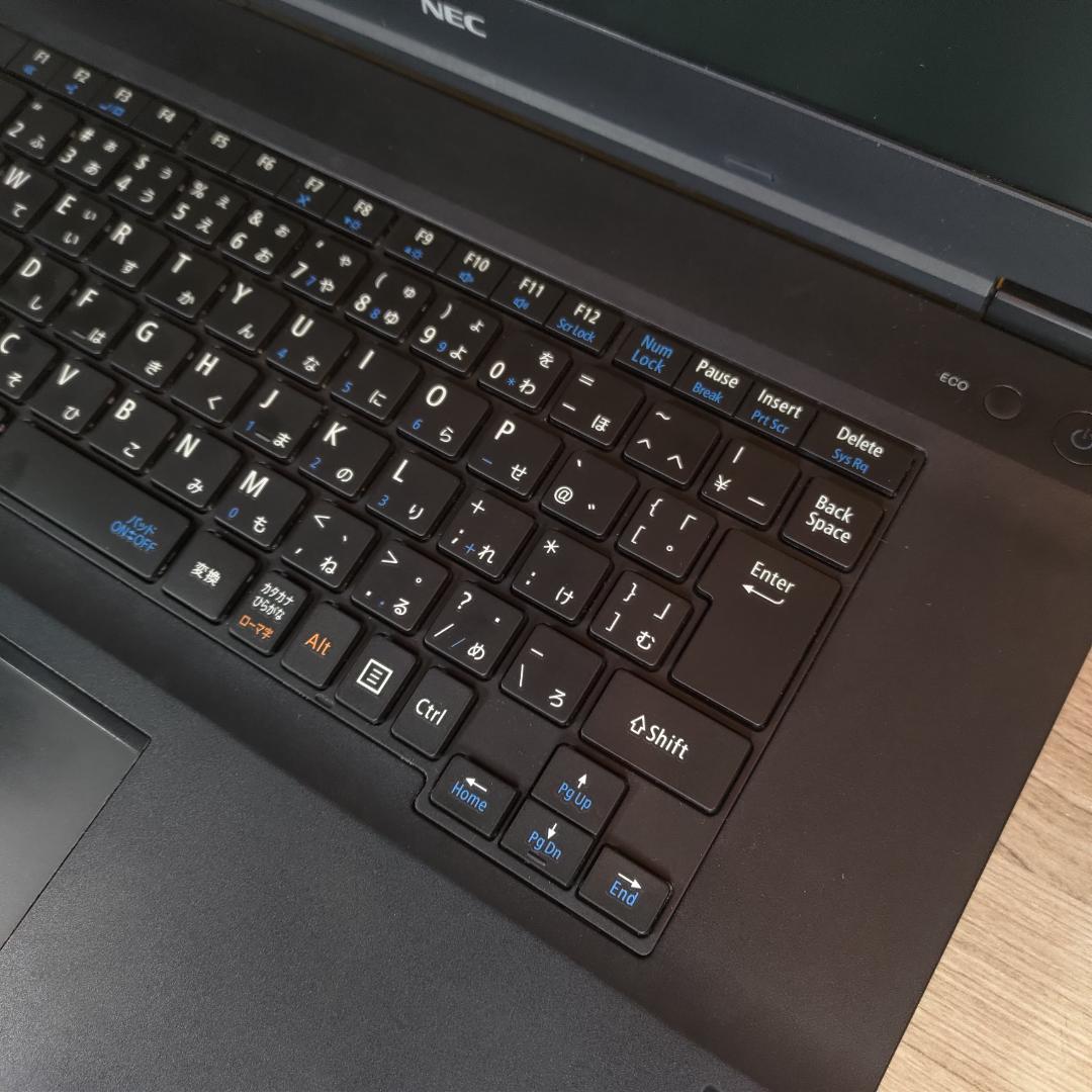 新品SSD256GBメモリ8GB DVD オフィス付きのWindows11