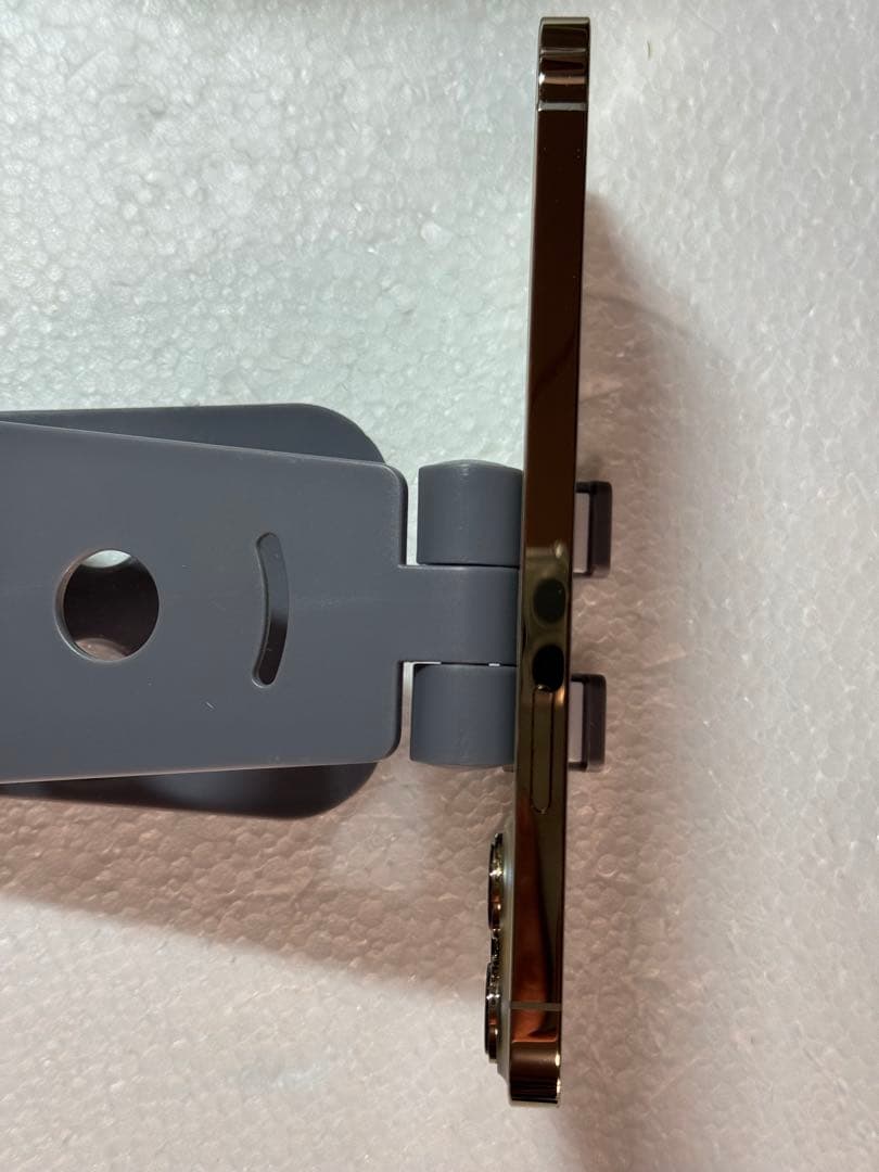 iPhone 13 Pro Max 256 GB ゴールド SIMフリー