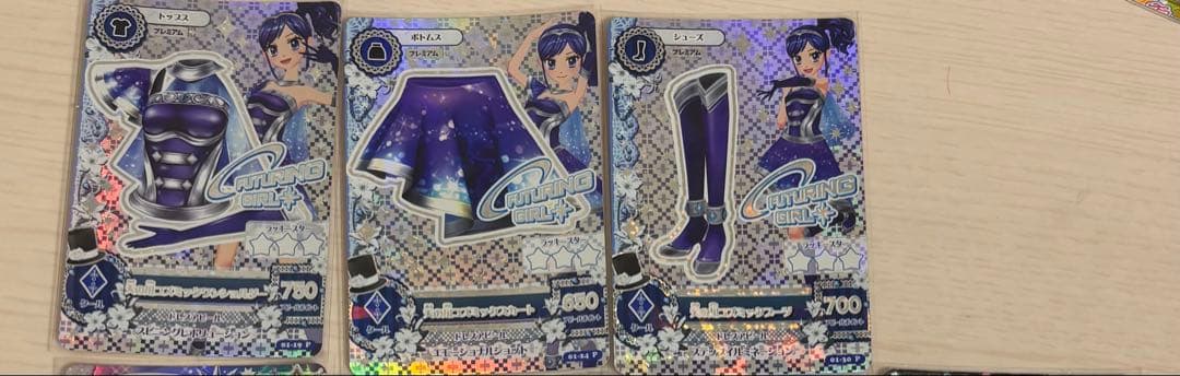 アイカツカード 3枚セット FUTURING GIRL