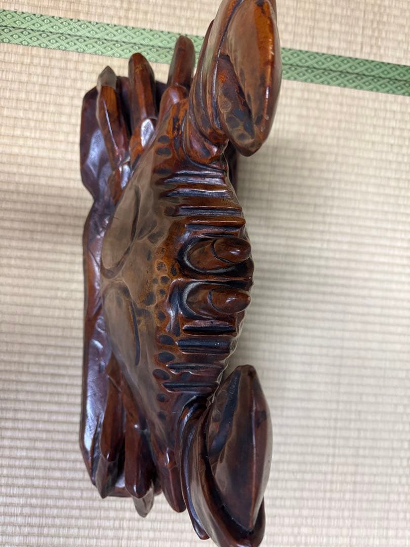 【貴重品】特大木製カニの彫刻 約40cm x 25cm